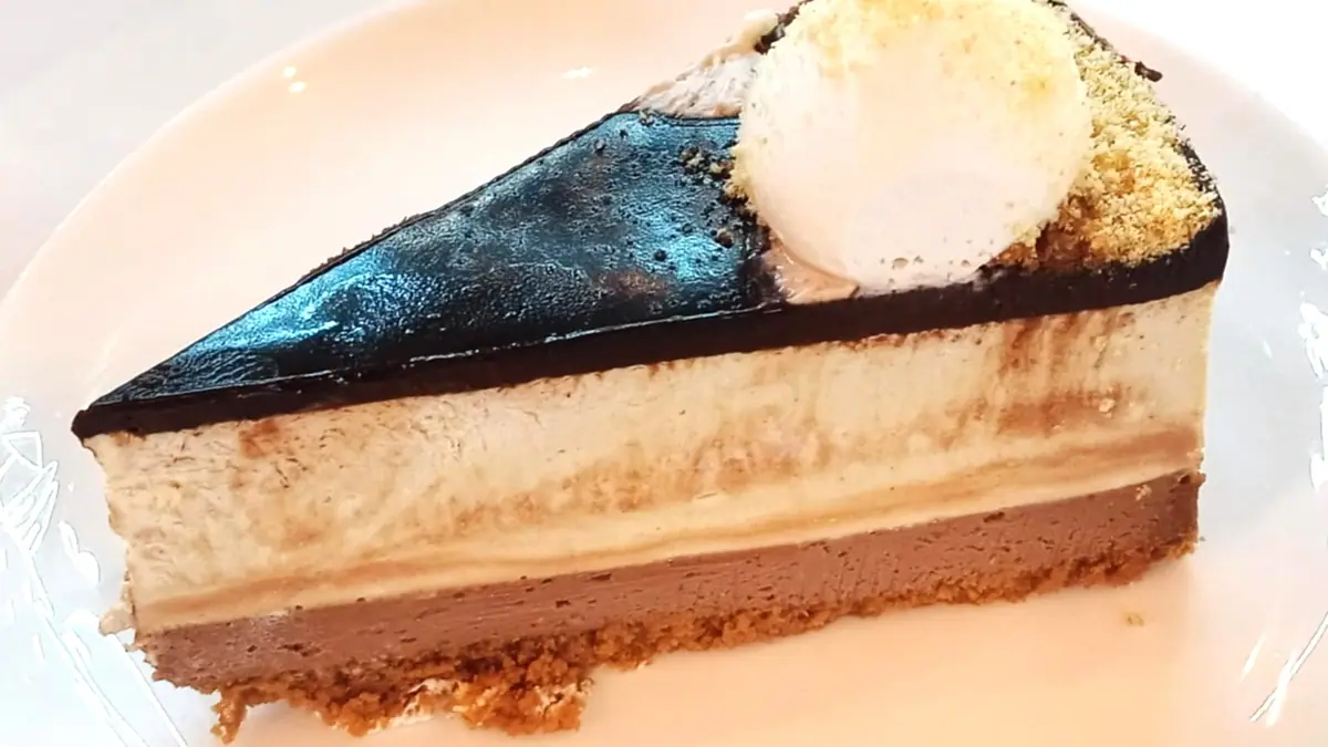 Cake Box – eggless cake shop in Ball Hill, Coventry
